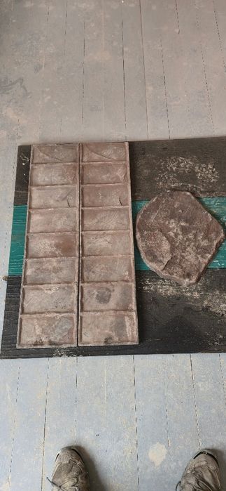 Щампован бетон инструменти