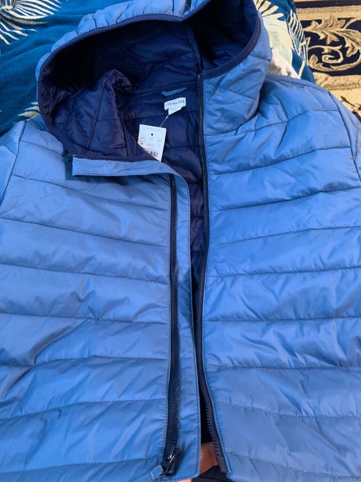 Женская куртка для девочек.