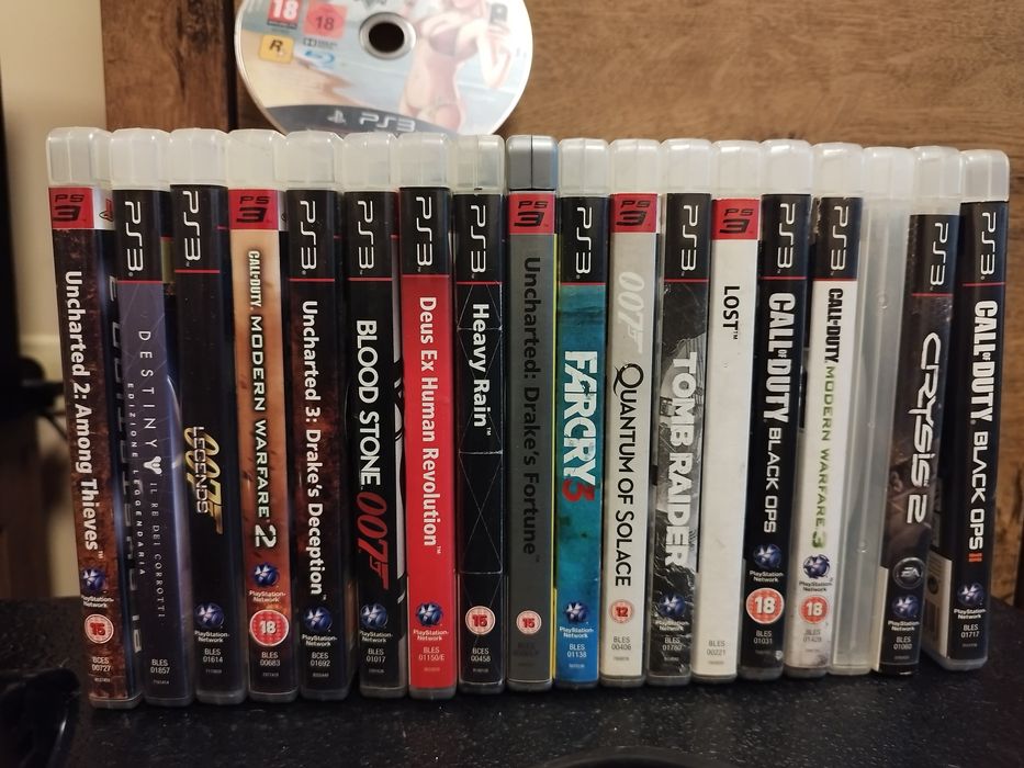 Playstation 3 + джойстик + игри