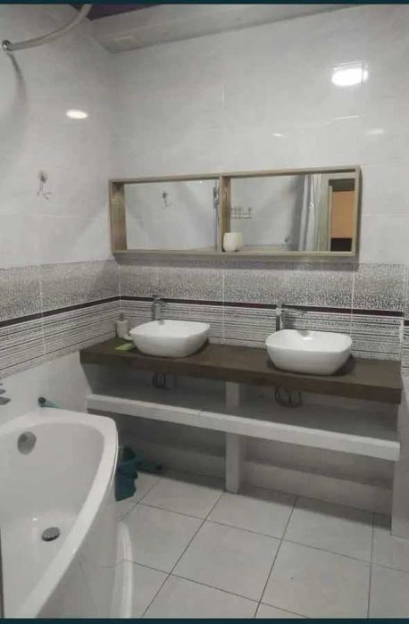 Дава се под наем Двустаен апартамент в София, Зона Б-18 - 62 кв.м за 408 € - Снимка #1