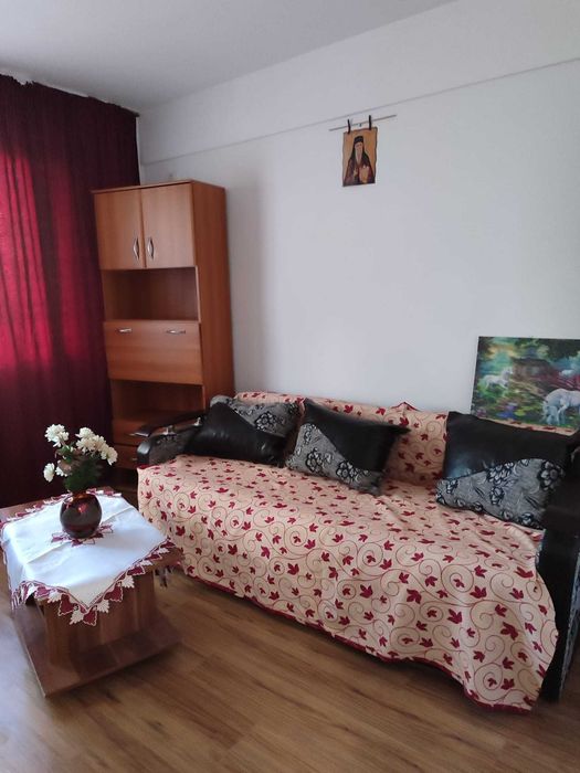 Garsoniera de inchiriat Berceni