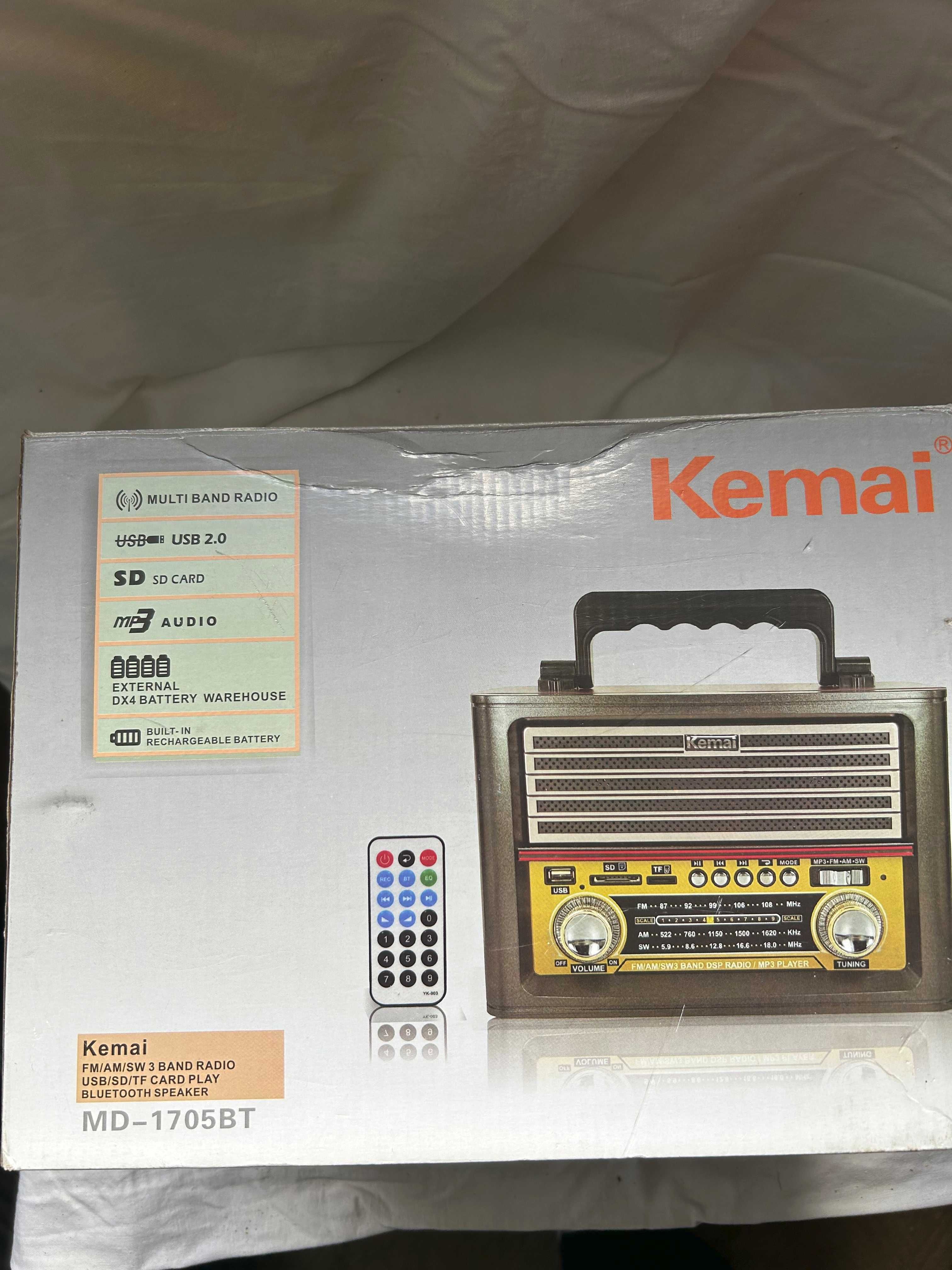 Radio portabil vintage Kemai NOU - USB, SD card, reincarcabil