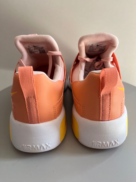 Нови маратонки Nike
