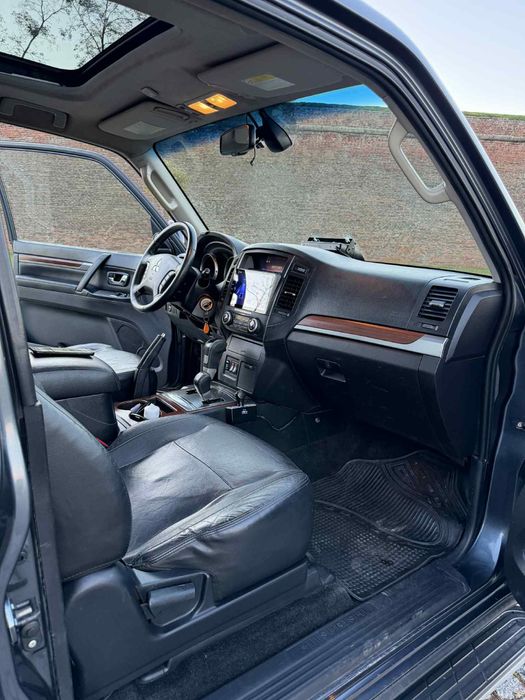 Mitubishi Pajero/recent intrat in Ro/ Impecabila !!!