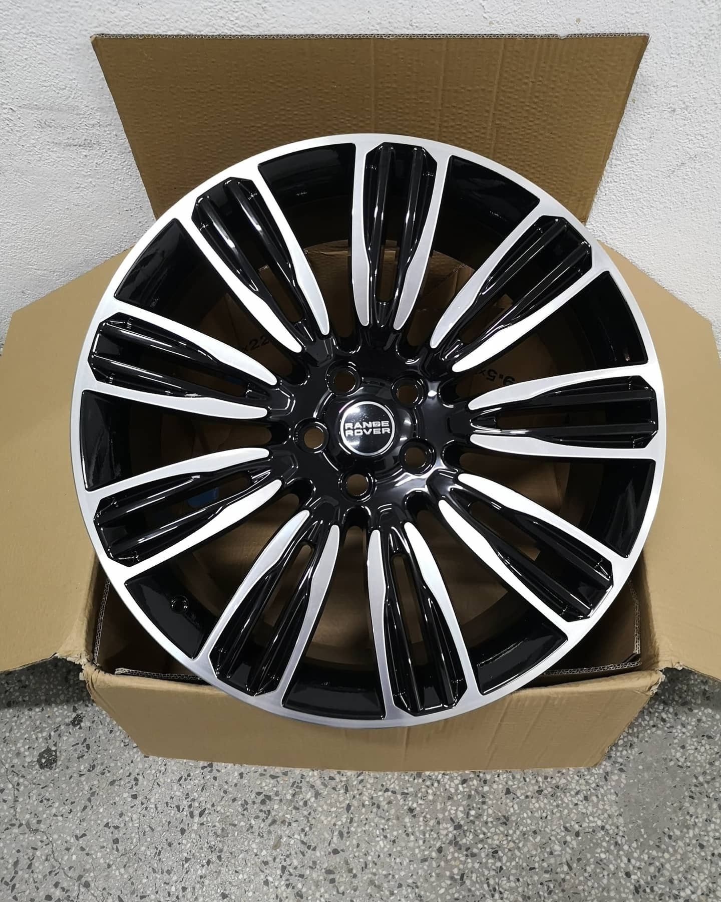 Джанти за Range Rover Sport Velar Vogue 20" 22" 5x120/108