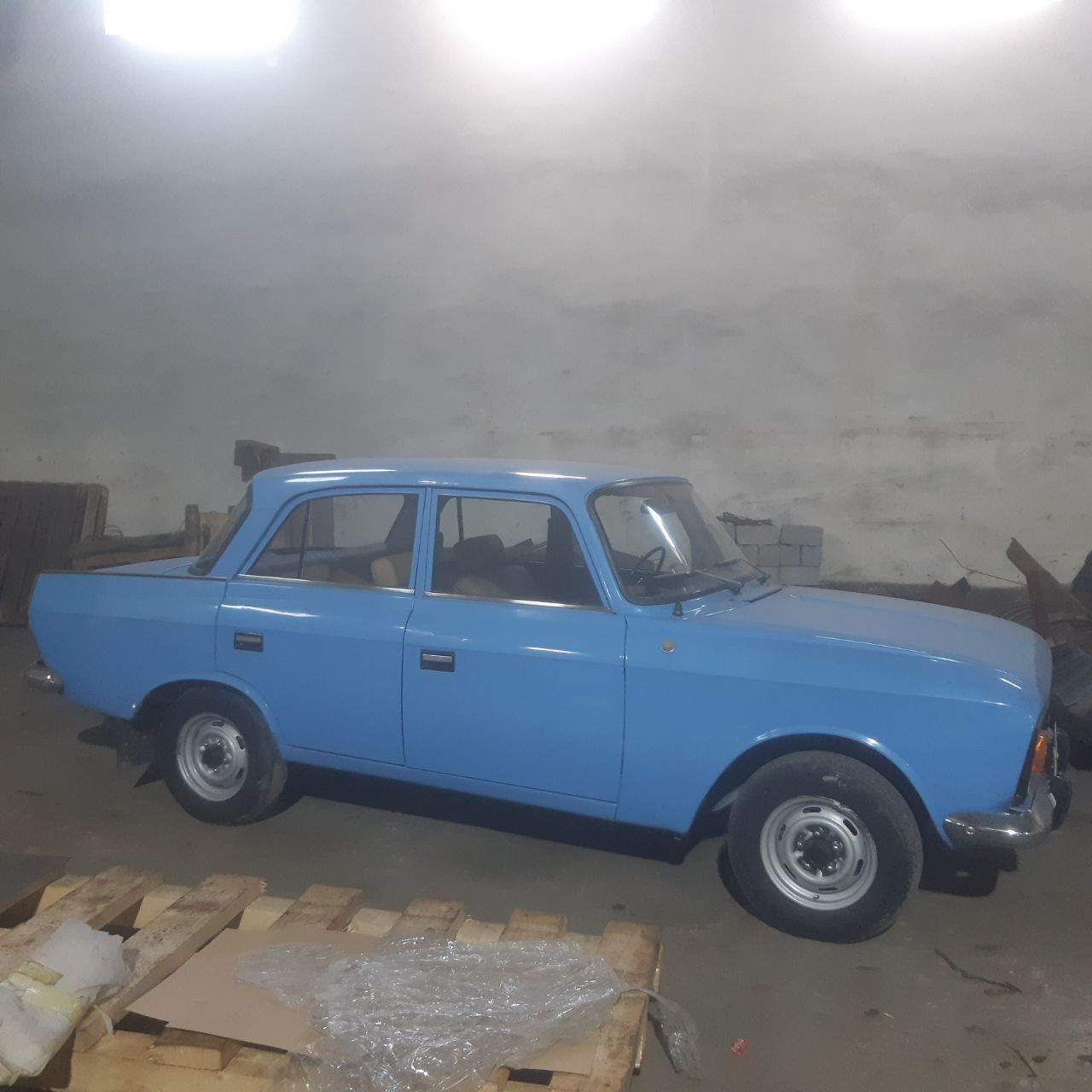 Moskvich sotiladi