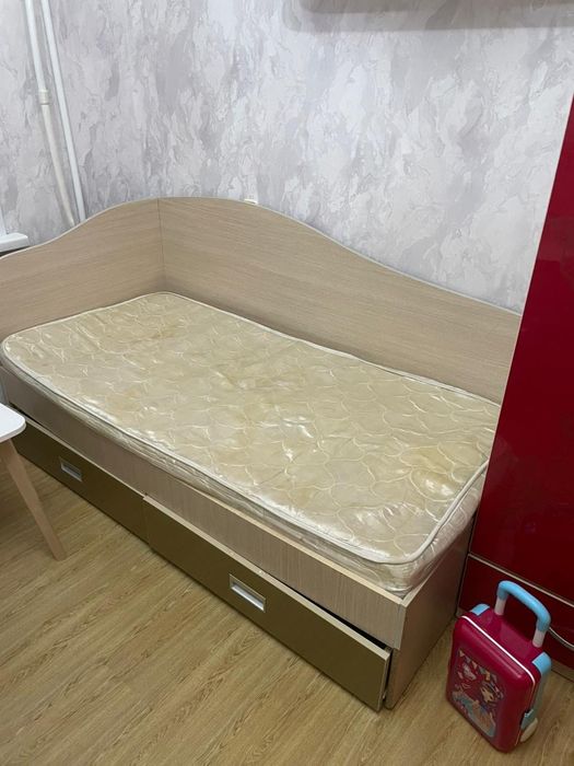 Продаётся кровать