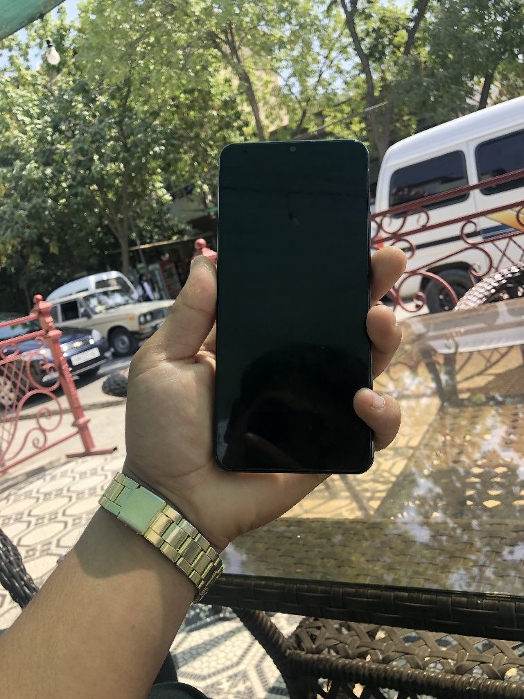Realmi note 50 srochna