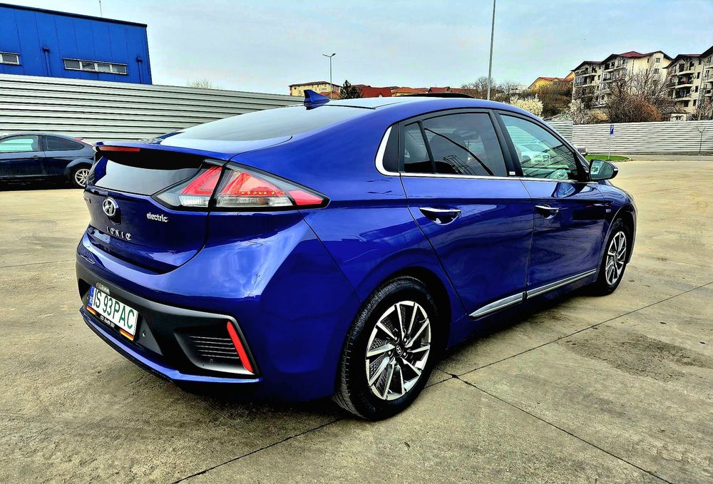 vand Hyundai Ioniq  Oct 2020 fulloption Facelift Full electric