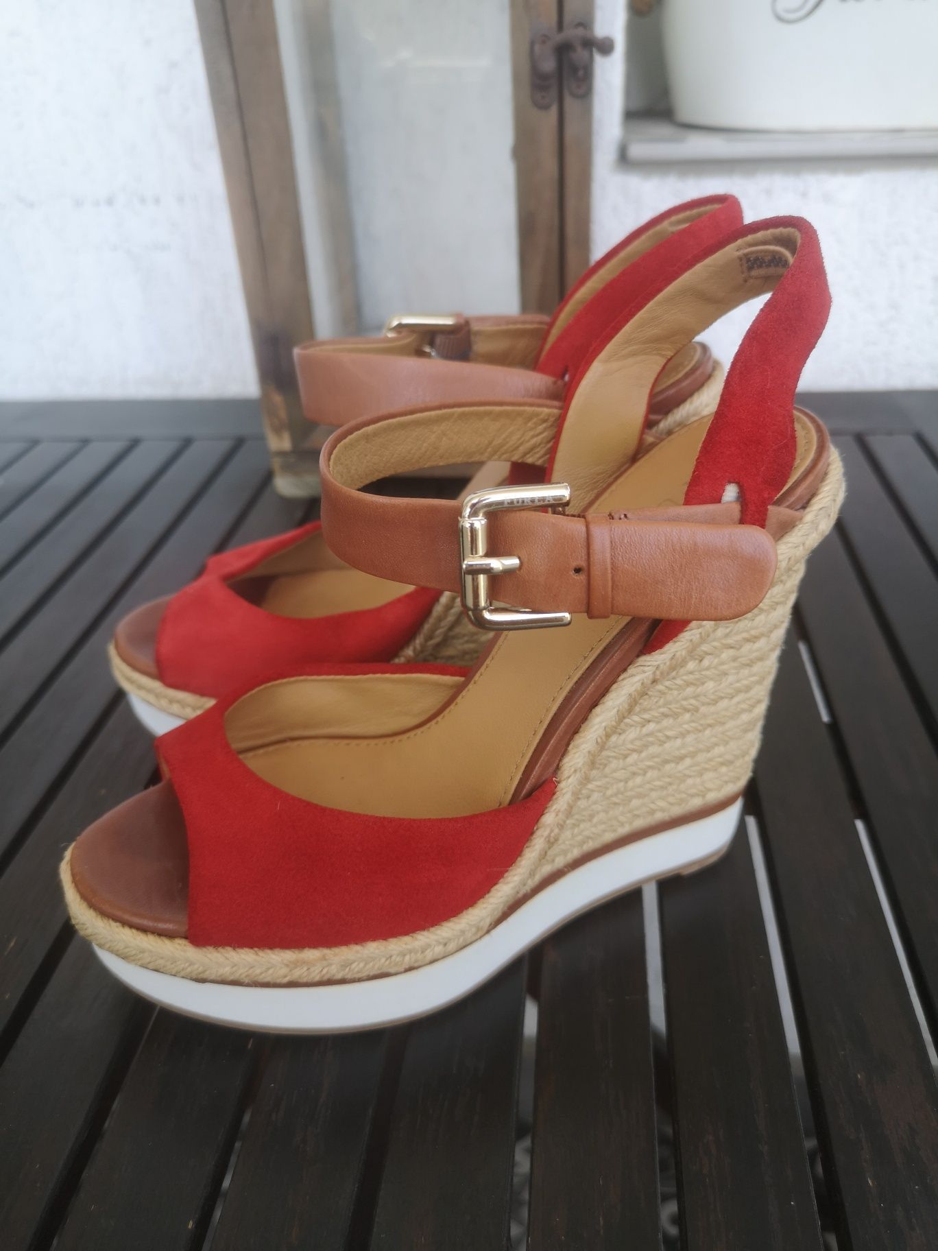 FURLA, оригинални сандали, номер 35