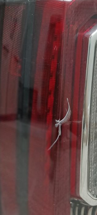 GMC yukon 2017ж артқы сол жақ фарасы.