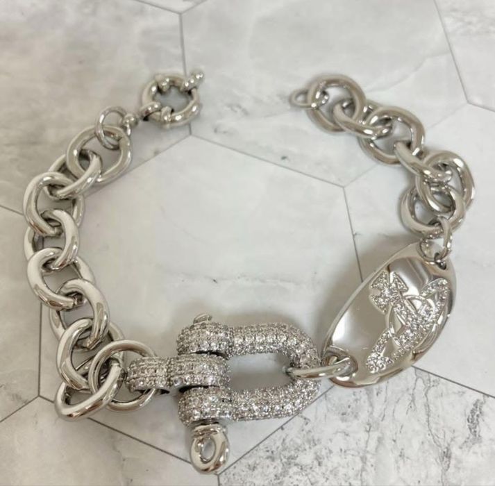 Vivienne Westwood гривна