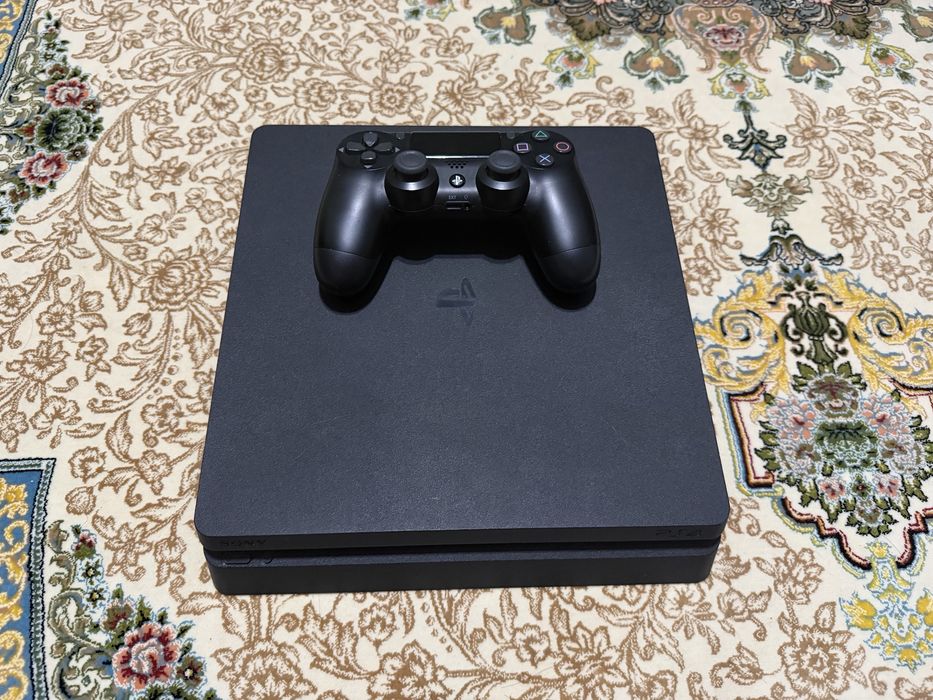 Playstation 4 slim 1tb