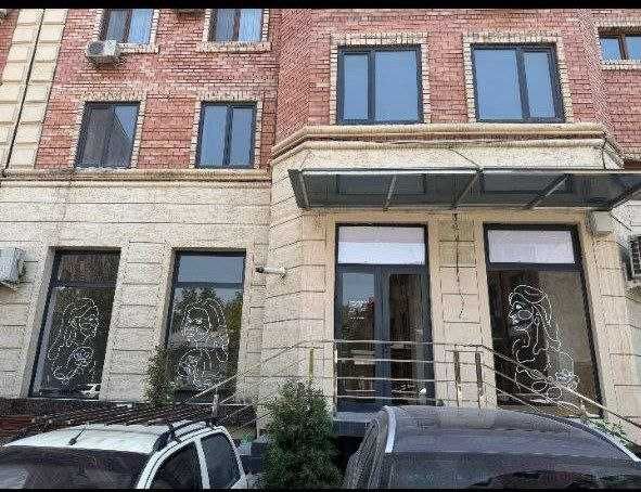 Аренда и продажа нежилого помещения под офис