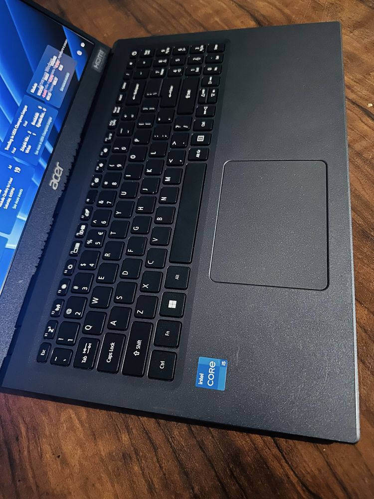Acer noutbuk core i5 11-avlod kam ishlagan ideal holatda