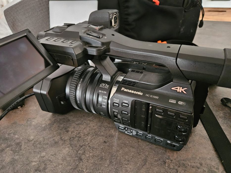 Panasonic HC-X1000. Camera 4K