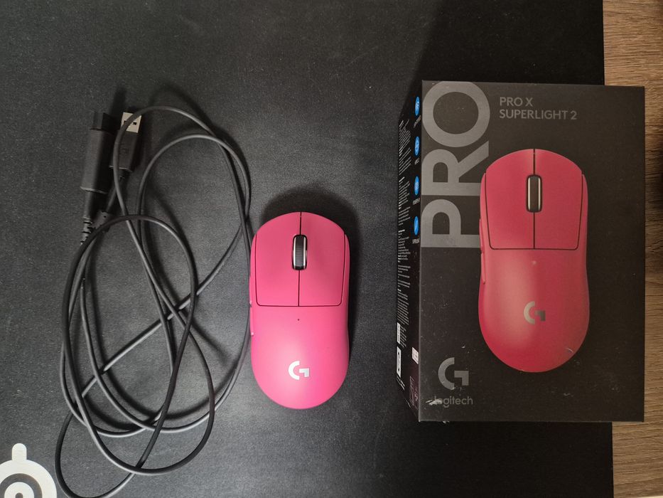 Logitech G Pro Superlight 2 геймърска мишка