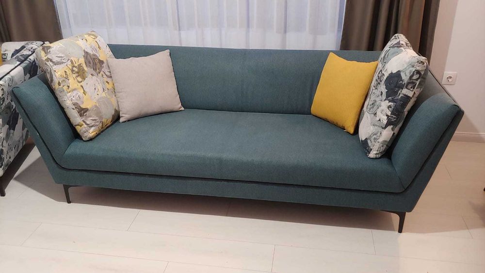 Canapea si fotoliu Aurora in stare foarte buna Divani & Sofa