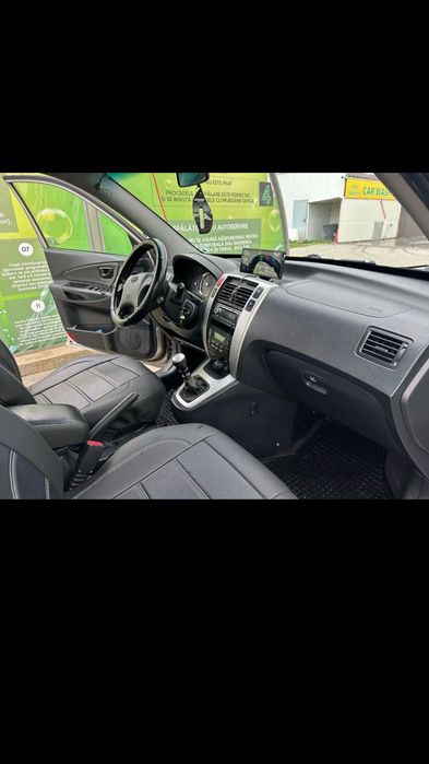 Vând Hyundai Tucson anul 2006, motor 2.0 crdi 140 cp