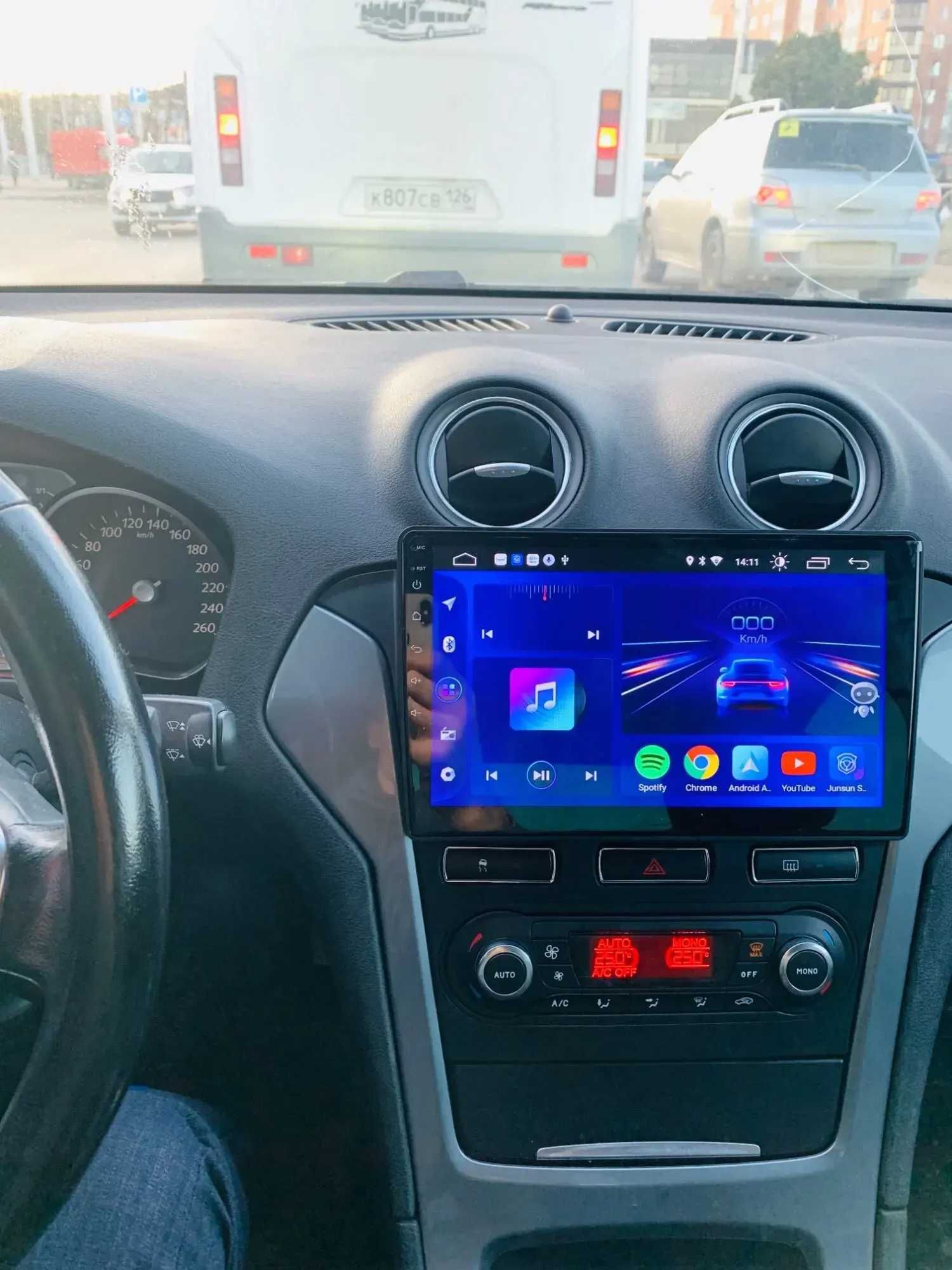 PROMOTIE - Navigatie GPS Android Dedicata Ford Mondeo - Waze BT USB