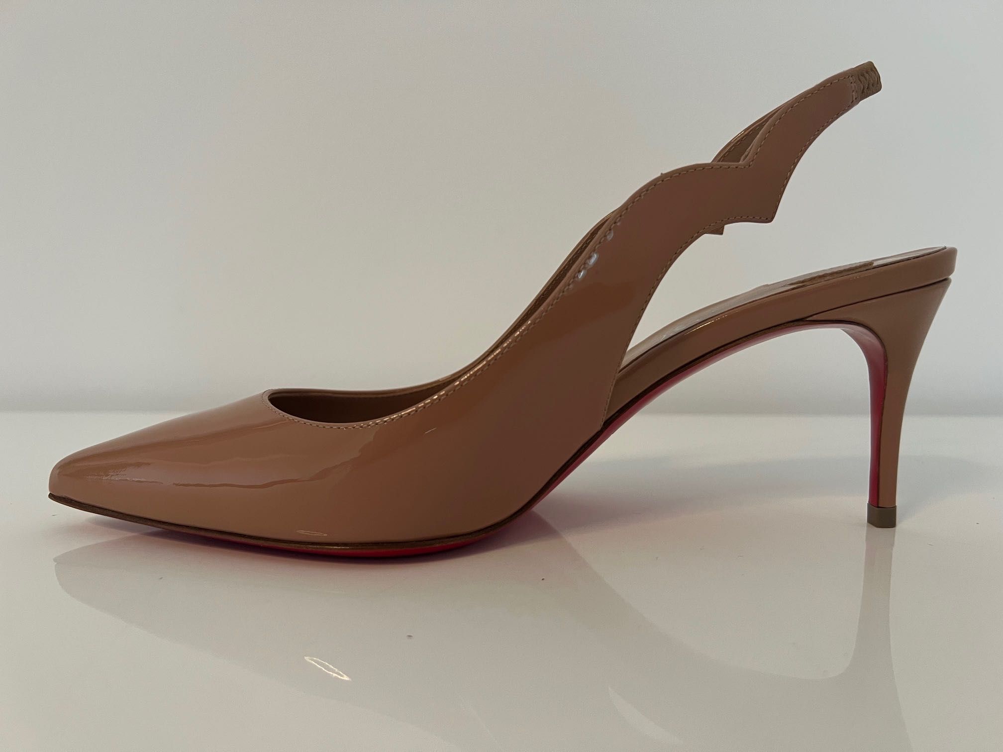 Pantofi Christian Loboutin Hot Chick Sling