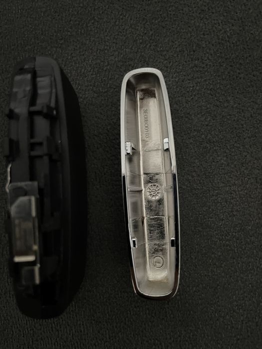 Carcasa cheie 4 butone Logo Nou Range Land Rover Evoque Sport