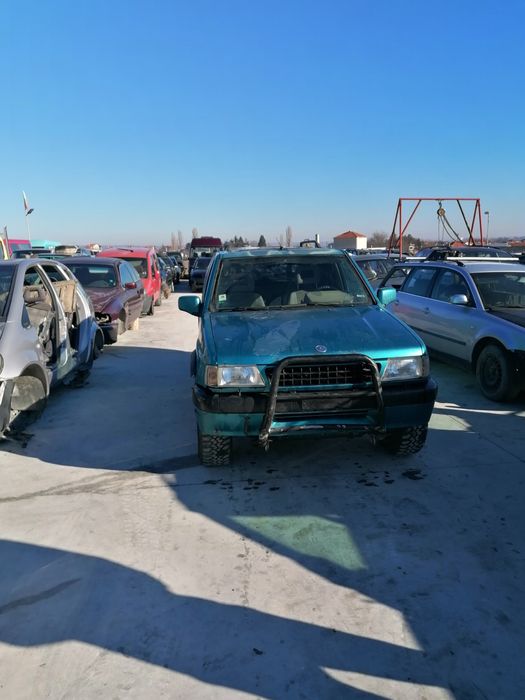 Опел Фронтера А 2.4 i 8V / Opel Frontera 2.4 i 8V НА ЧАСТИ