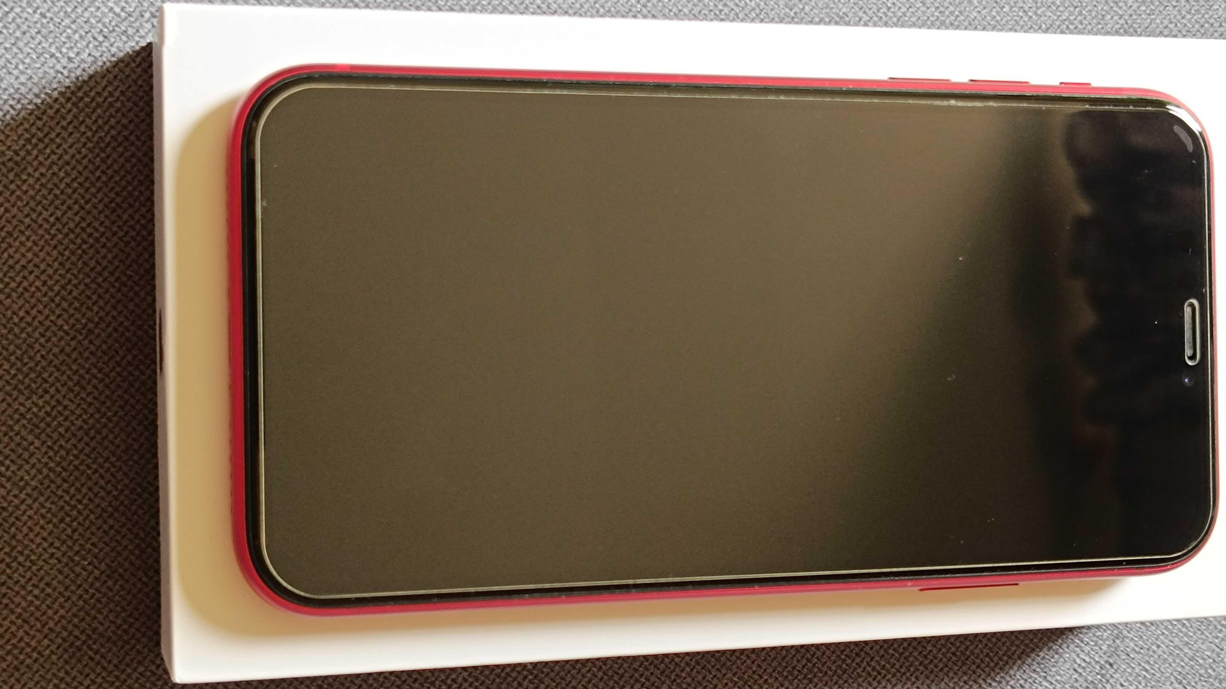 iphone 11 64gb червен