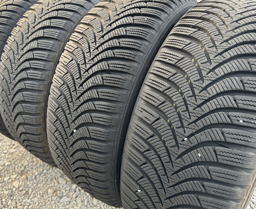 Зимни гуми Hankook 205/55/16, Dot: 23/19