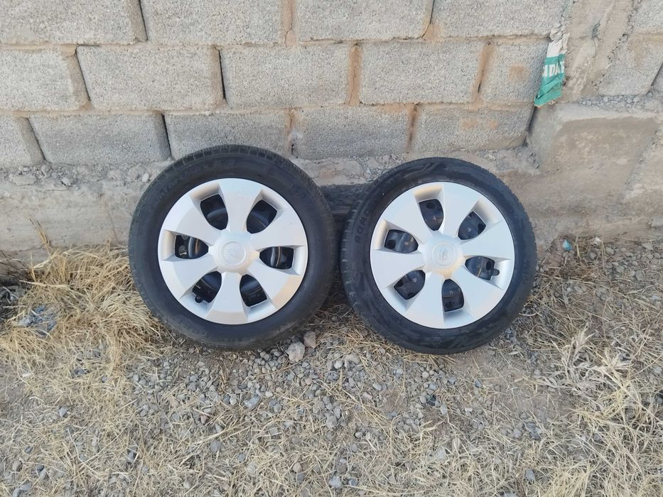 Калпак на Nexia R3 шина почти новые, 2 летних, 2зимних