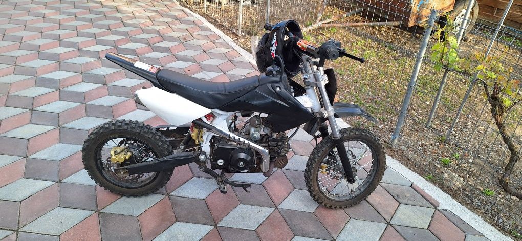 Moto cross 125 cc,
