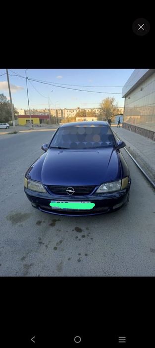 Опель Вектра В седан.