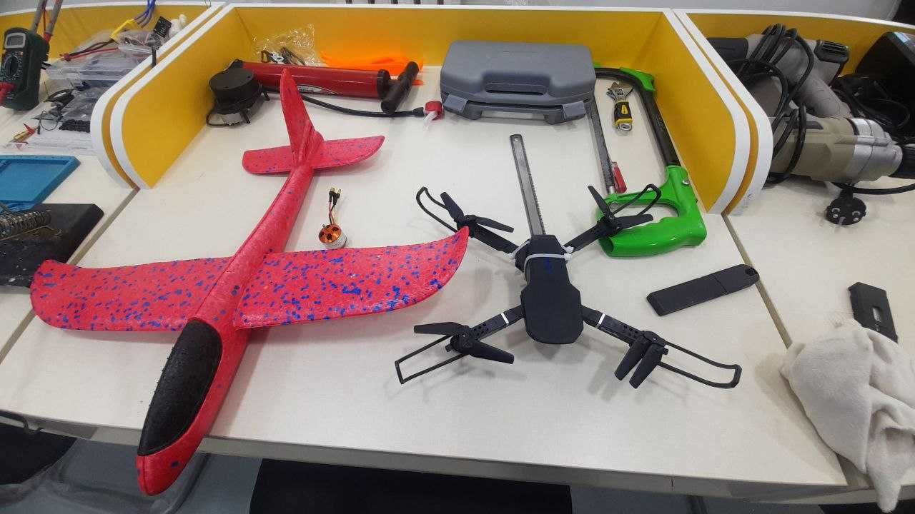 Лучше звоните в ARSROBOTIC  
ARSROBOTIC'га қўнғироқ қилган маъқул