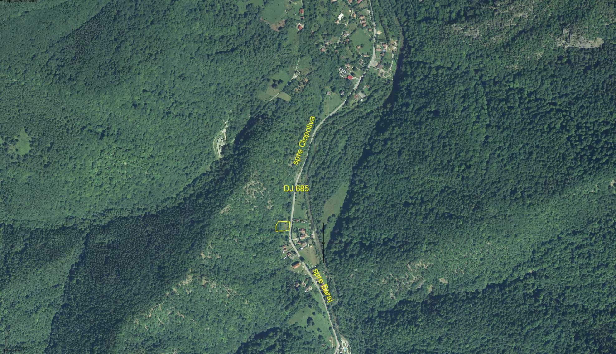 Vand teren intravilan in zona Raul Mare - Retezat