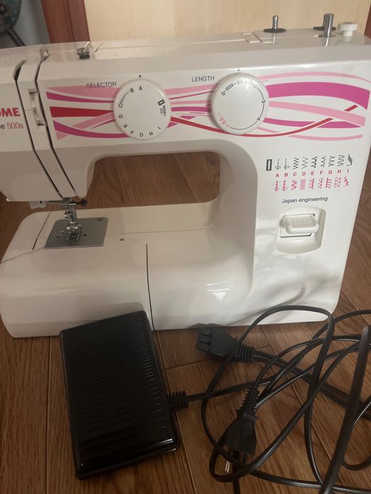 Машинка швейная Janome sew line 500s