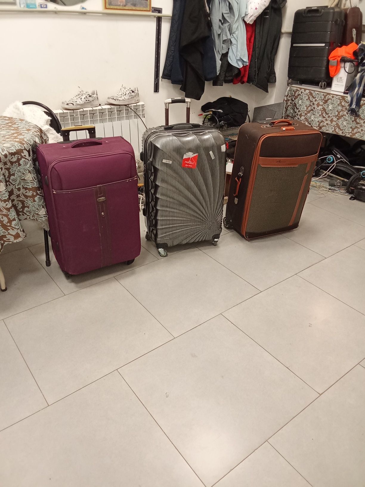 Дорожной чемодан