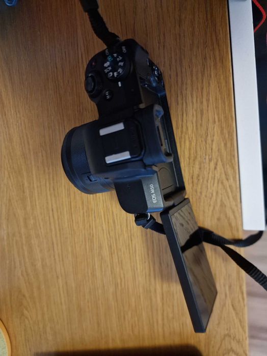 Camers mirorrless Canon M50 putin folosita
