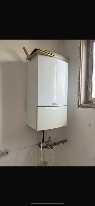 Vand centrala Vaillant pe gaxz si calorifere