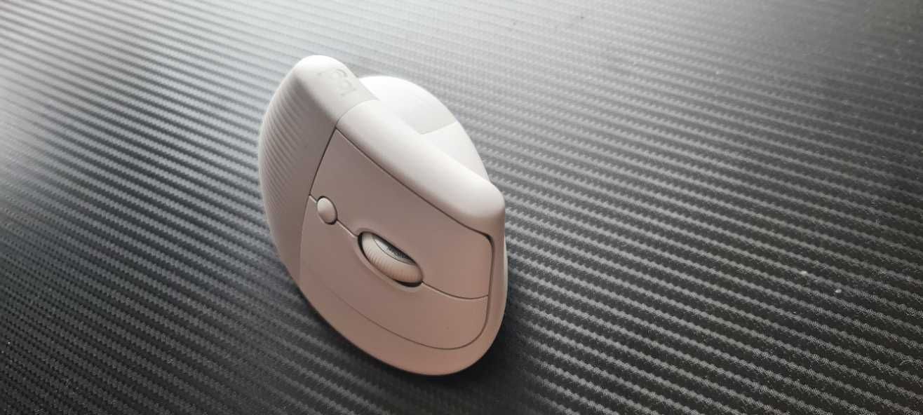 Mouse Logitech Lift compatibil iOS, Windows, NOU