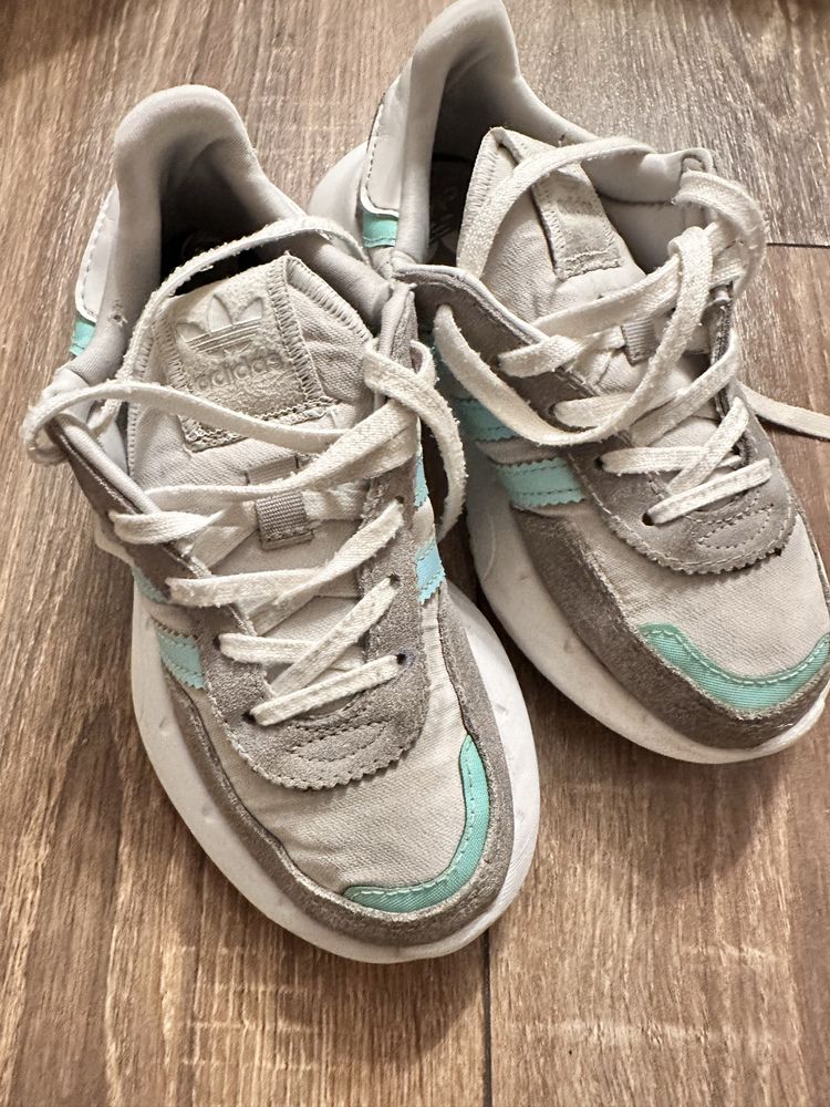 Adidas маратонки и Emu топли зимни боти