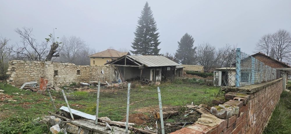 Парцел за строеж.