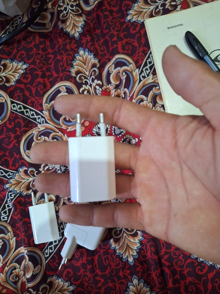 Iphone Zaryadchigi
