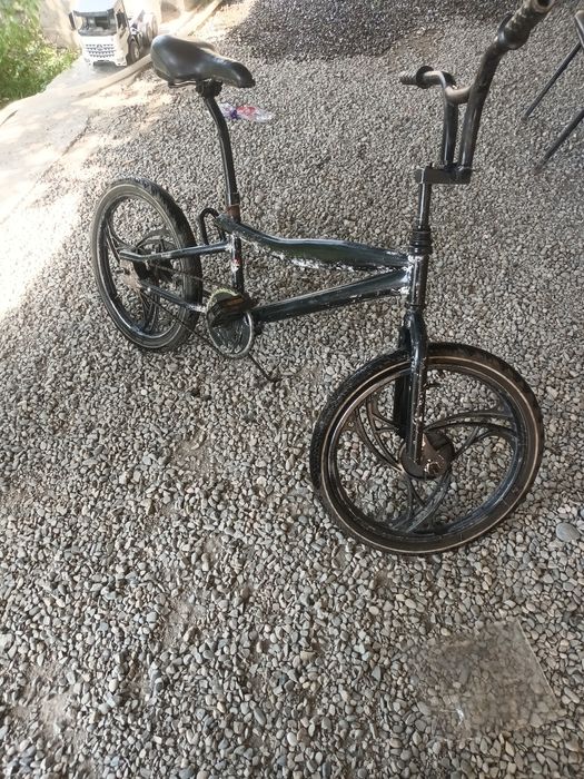 velosiped zor holatda