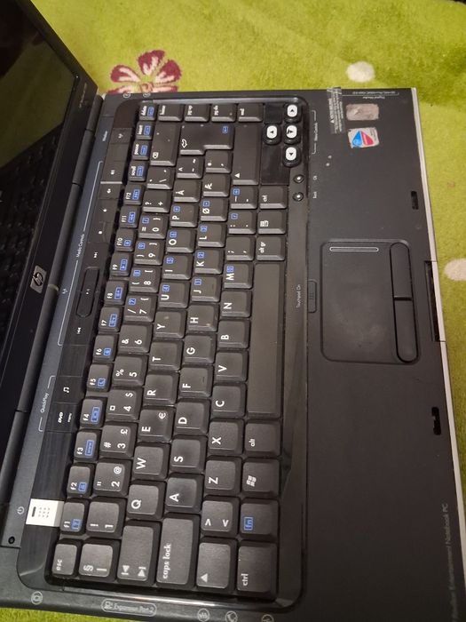 HP Pavilion dv1000