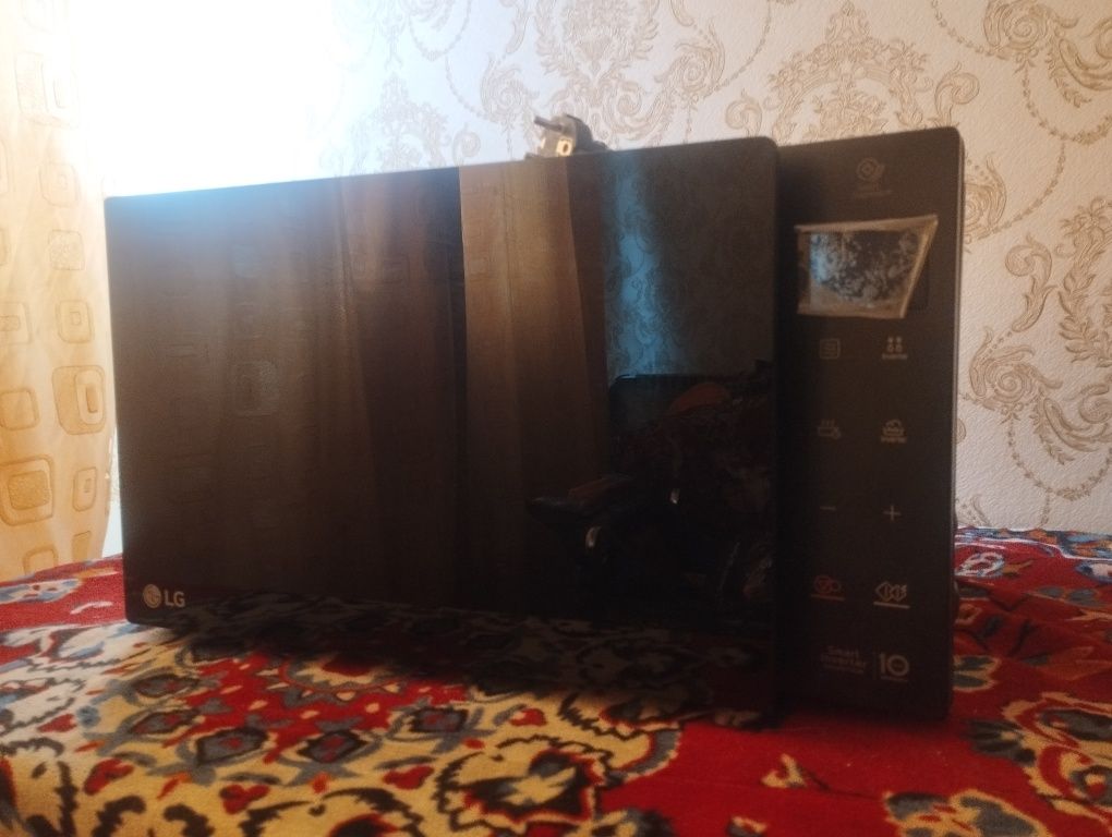 Mikravalnovka LG MS 2535