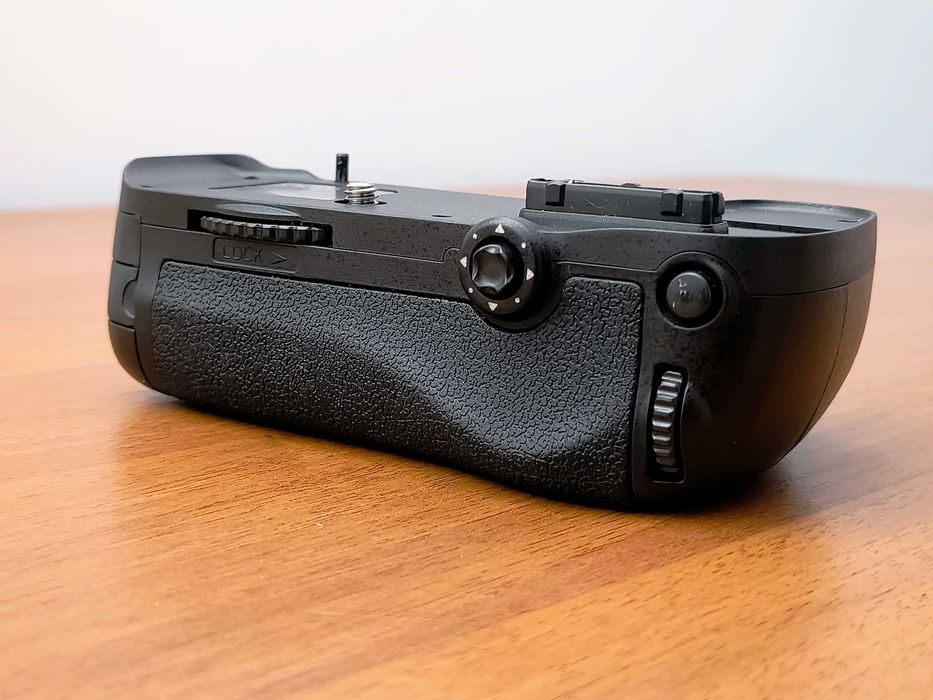 Grip baterie Nikon D610