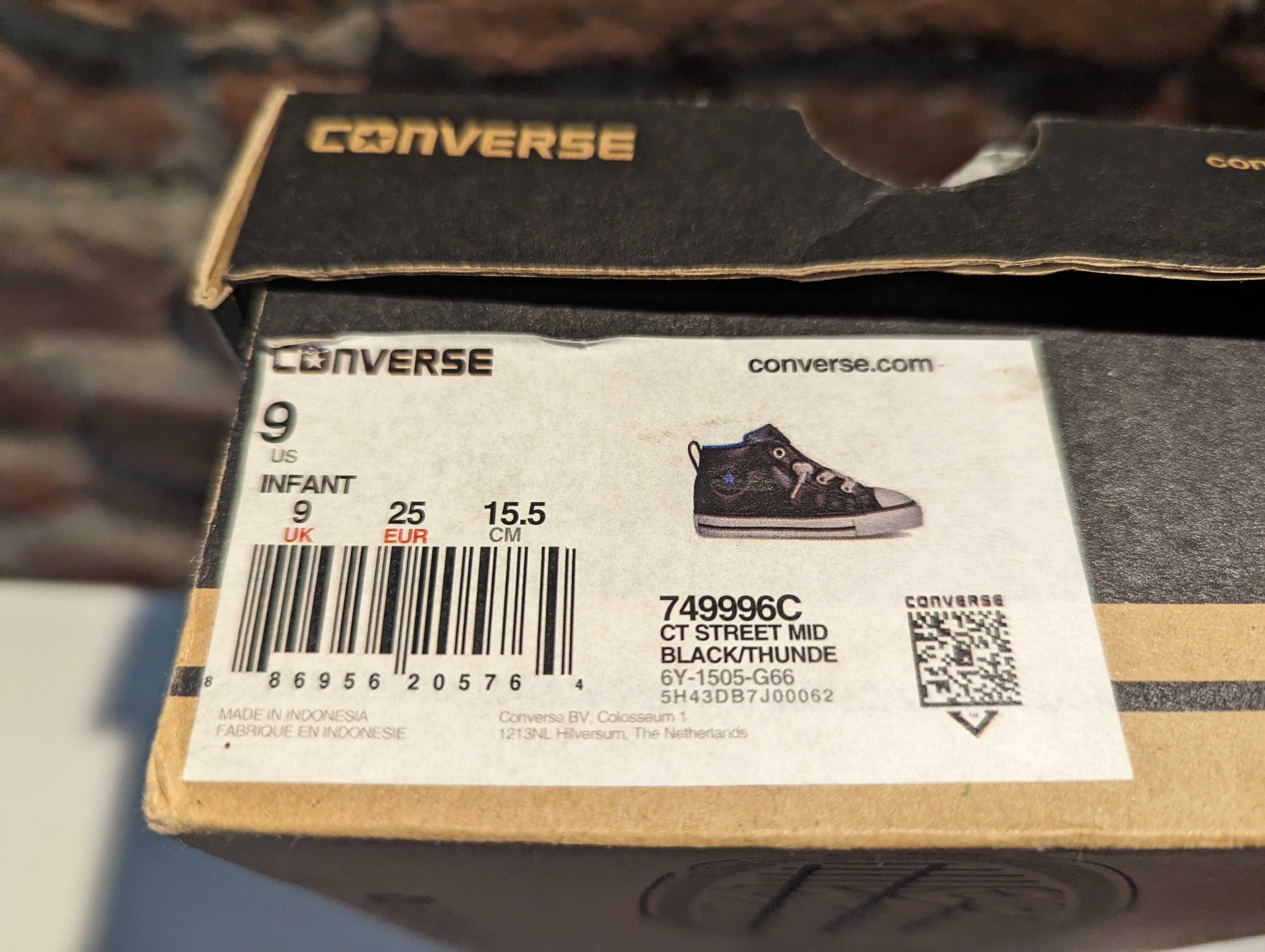 Детски обувки Converse номер 25