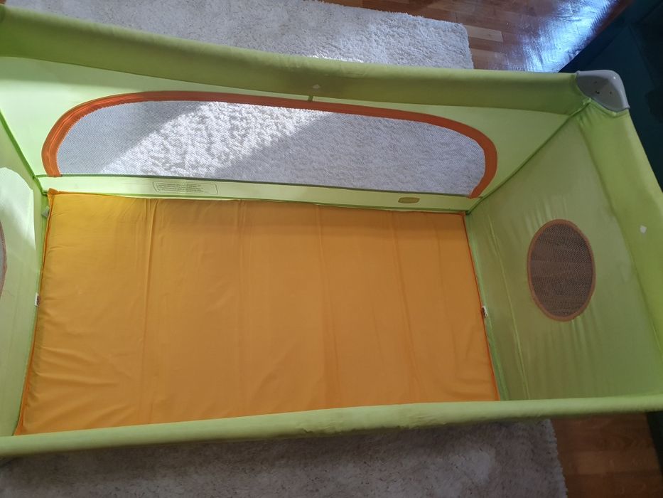 Patut voiaj bebelusi Chicco + saltea Ikea