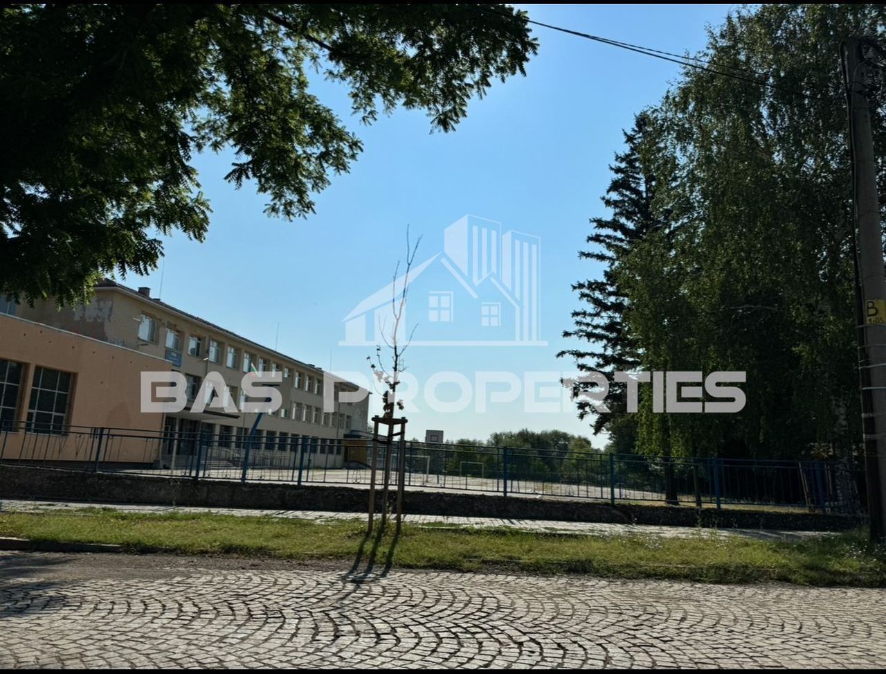 Продава се Парцел в с. Волуяк, Област София-град - 873 кв.м за 172 €/кв.м - Снимка #8