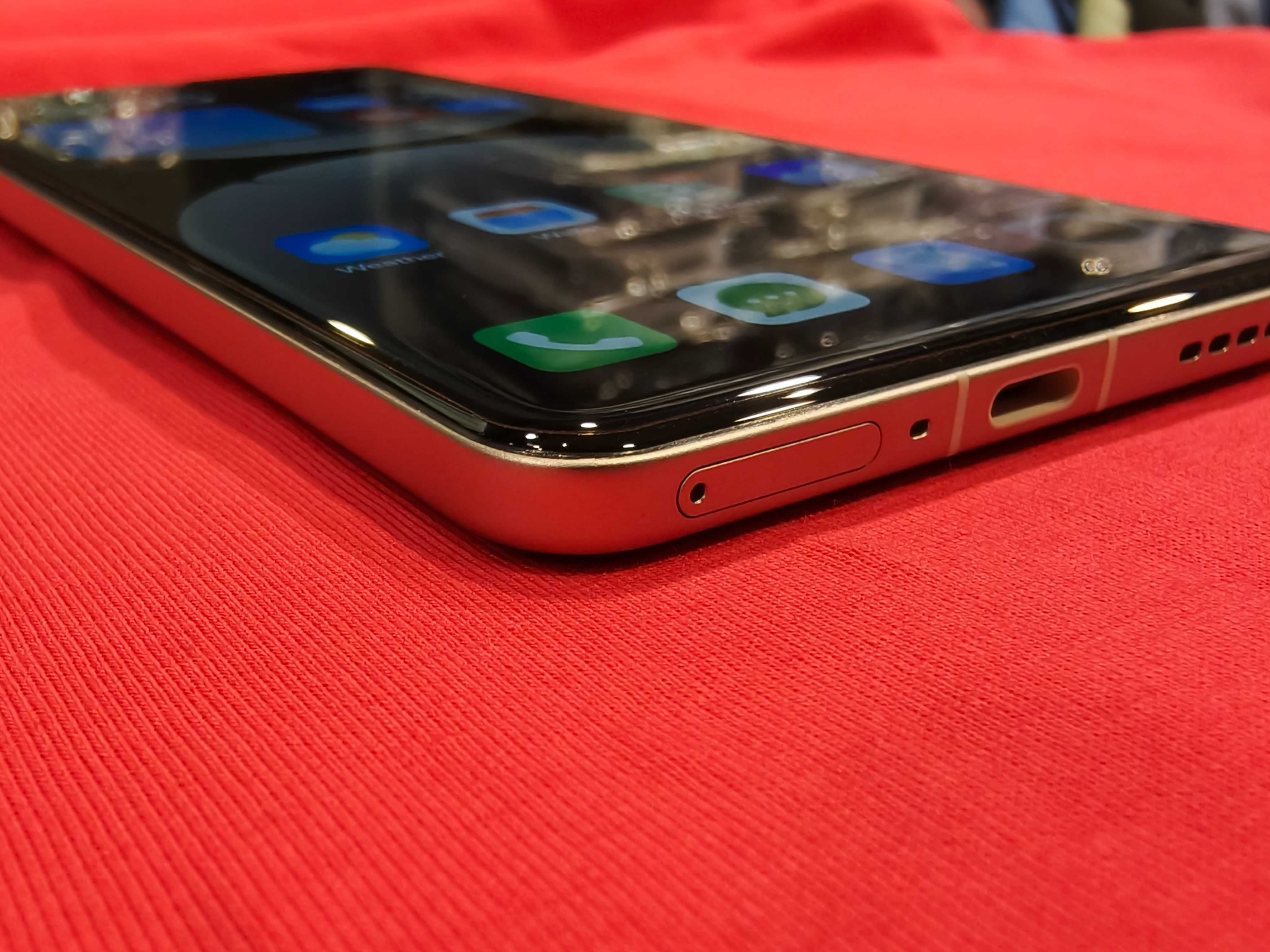 Нов Realme GT7 Pro 16/1024 Titanium; 6500mAh; SD8 Elite; 6.78" OLED